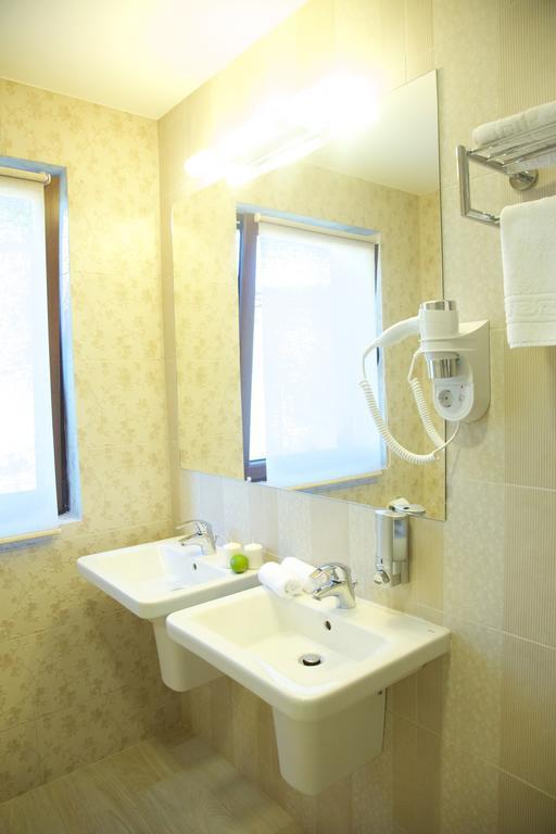 Hotel Sarea-N Bucate Turda Zimmer foto