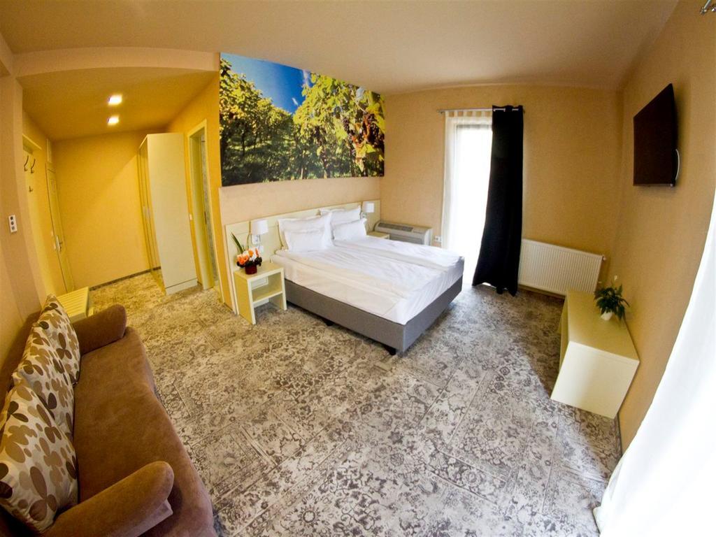 Hotel Sarea-N Bucate Turda Exterior foto